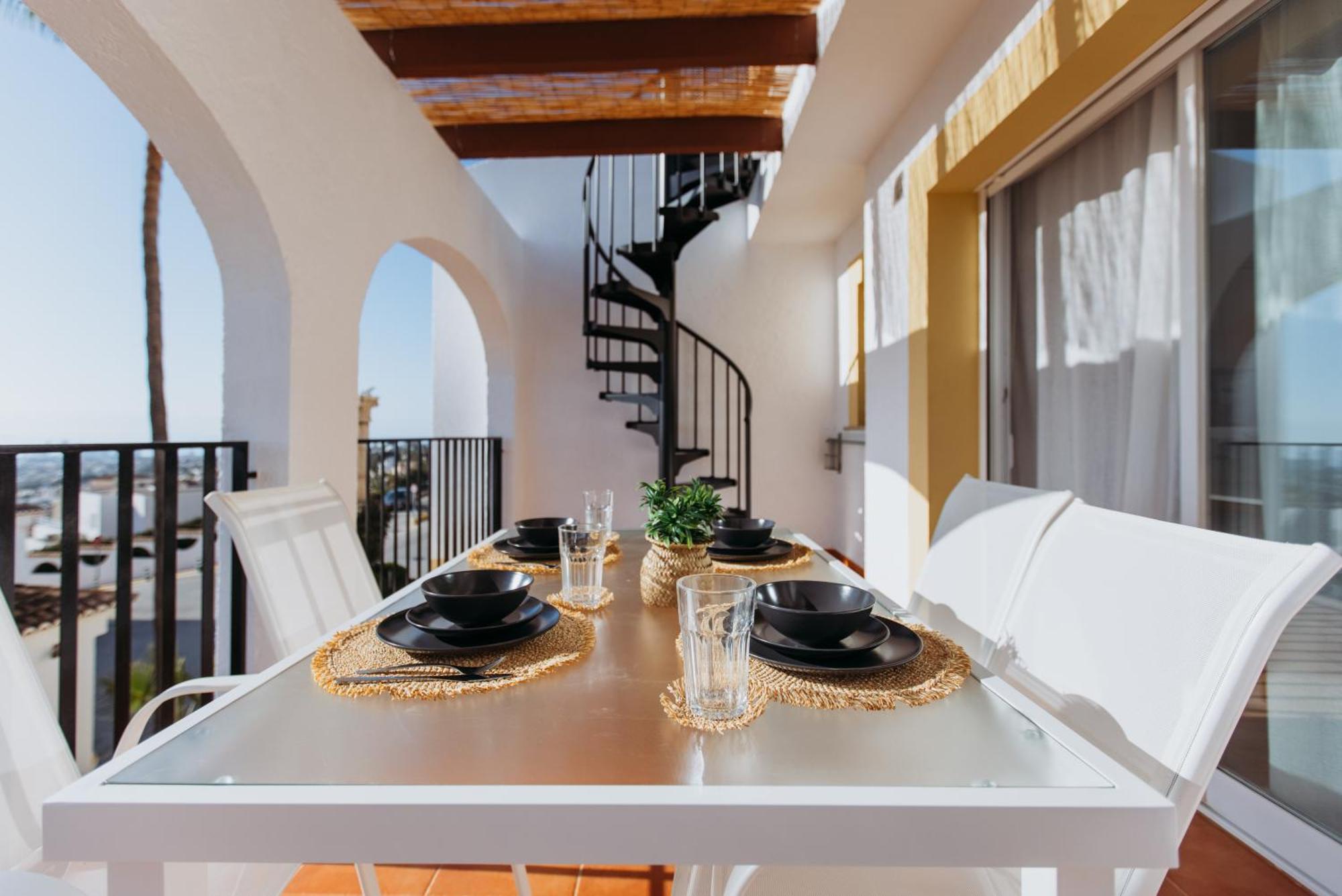 Casa Sunrise - Costa Blanca House With Rooftop, 5 Swimming Pools And Panoramic Sea- And Views At Penon De Ifach カルプ エクステリア 写真