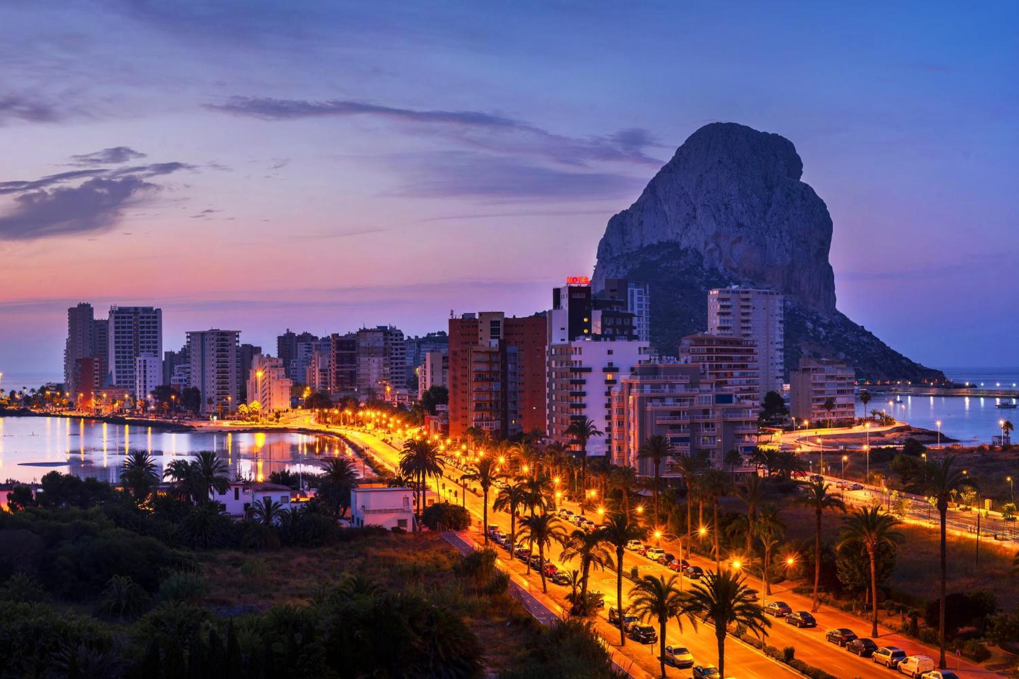 Casa Sunrise - Costa Blanca House With Rooftop, 5 Swimming Pools And Panoramic Sea- And Views At Penon De Ifach カルプ エクステリア 写真