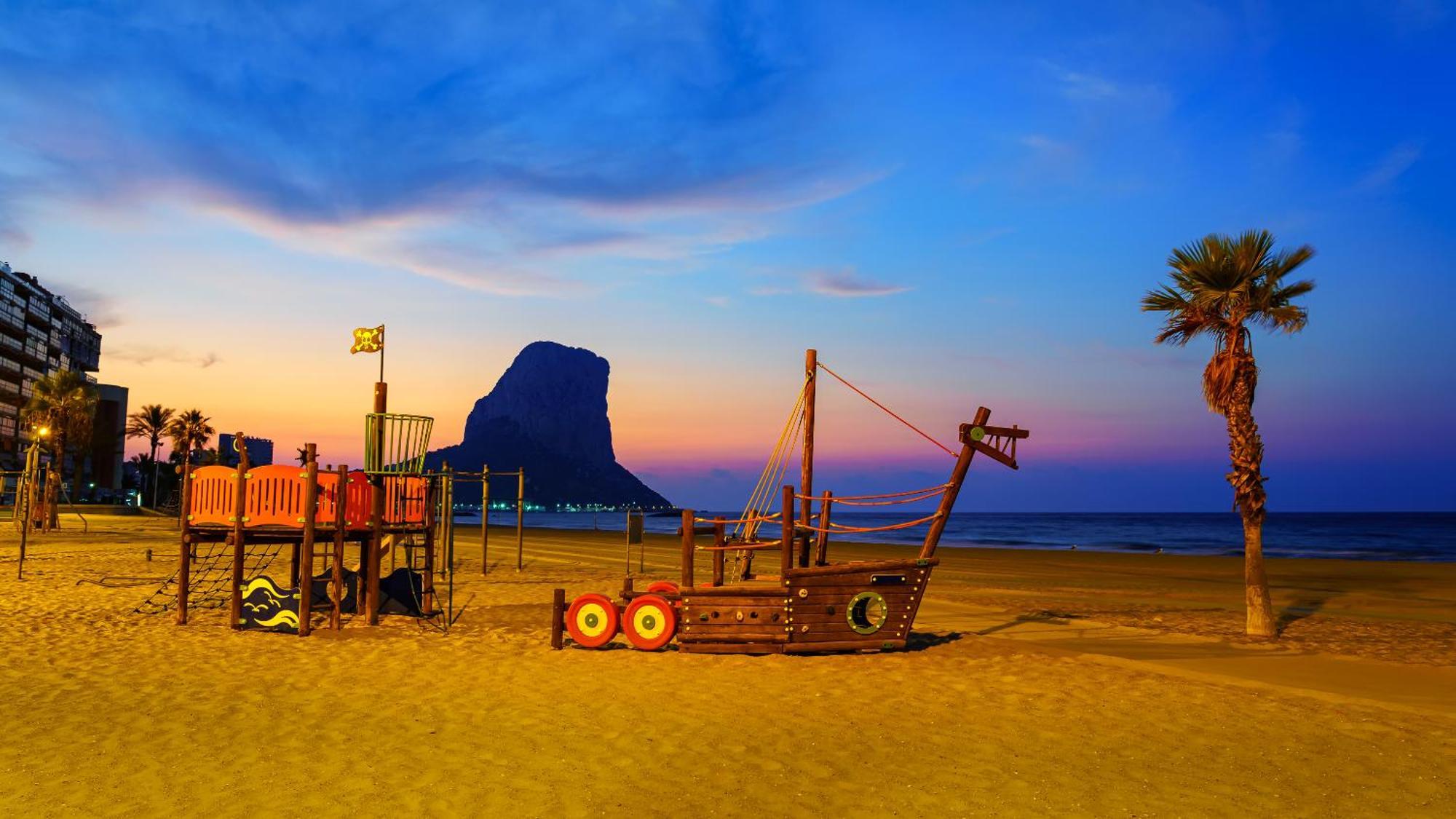 Casa Sunrise - Costa Blanca House With Rooftop, 5 Swimming Pools And Panoramic Sea- And Views At Penon De Ifach カルプ エクステリア 写真