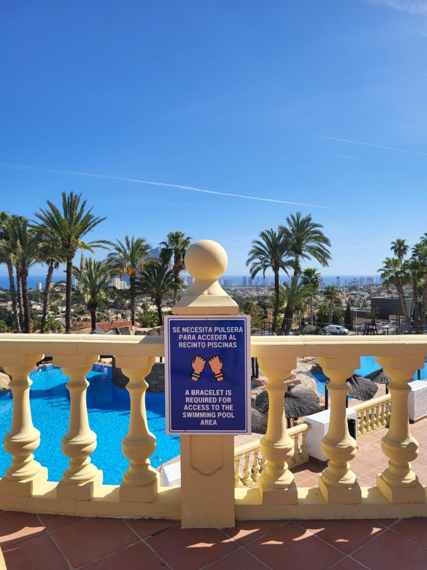 Casa Sunrise - Costa Blanca House With Rooftop, 5 Swimming Pools And Panoramic Sea- And Views At Penon De Ifach カルプ エクステリア 写真