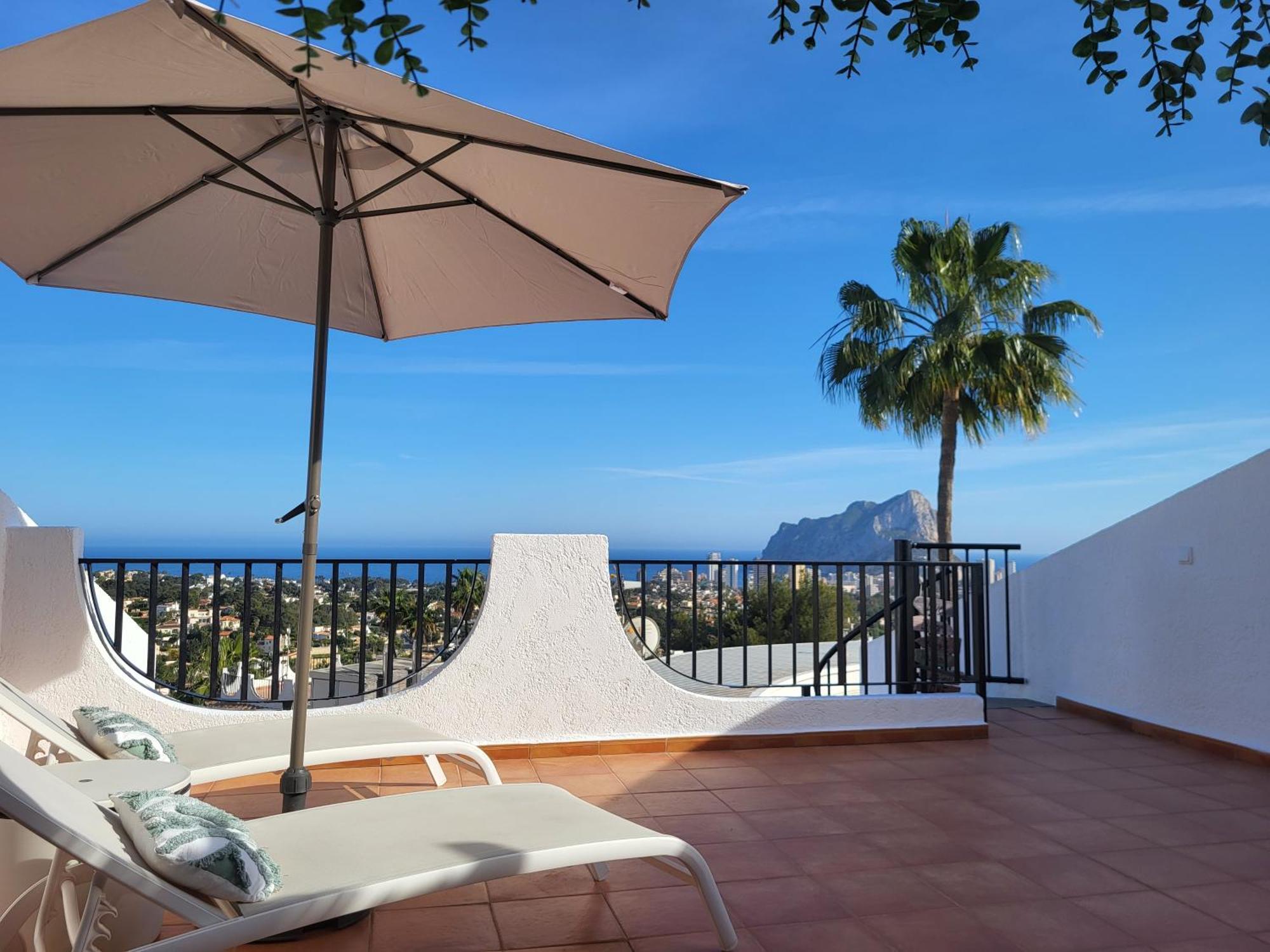 Casa Sunrise - Costa Blanca House With Rooftop, 5 Swimming Pools And Panoramic Sea- And Views At Penon De Ifach カルプ エクステリア 写真