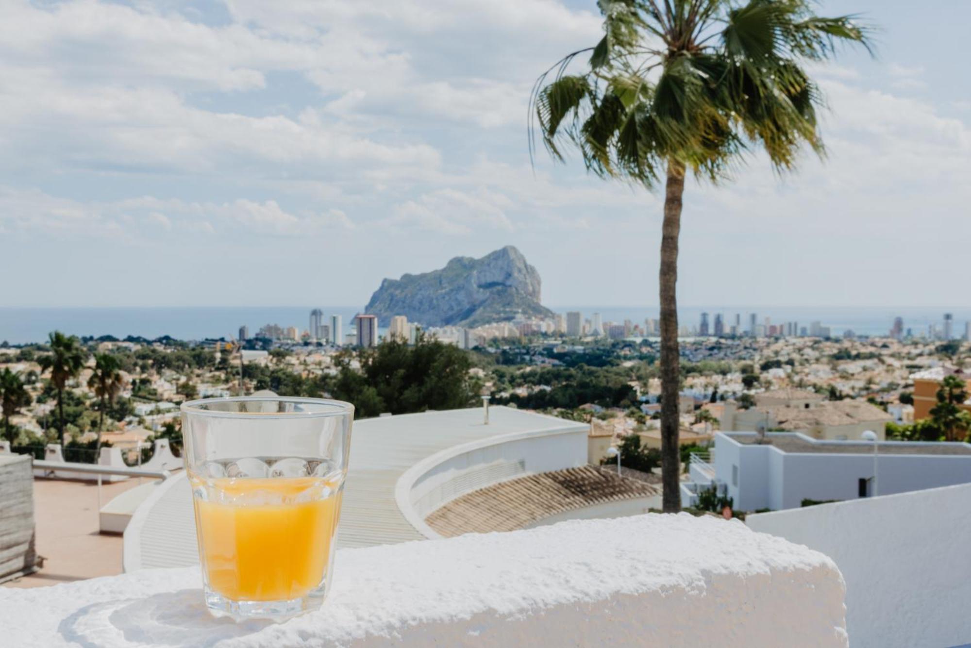 Casa Sunrise - Costa Blanca House With Rooftop, 5 Swimming Pools And Panoramic Sea- And Views At Penon De Ifach カルプ エクステリア 写真