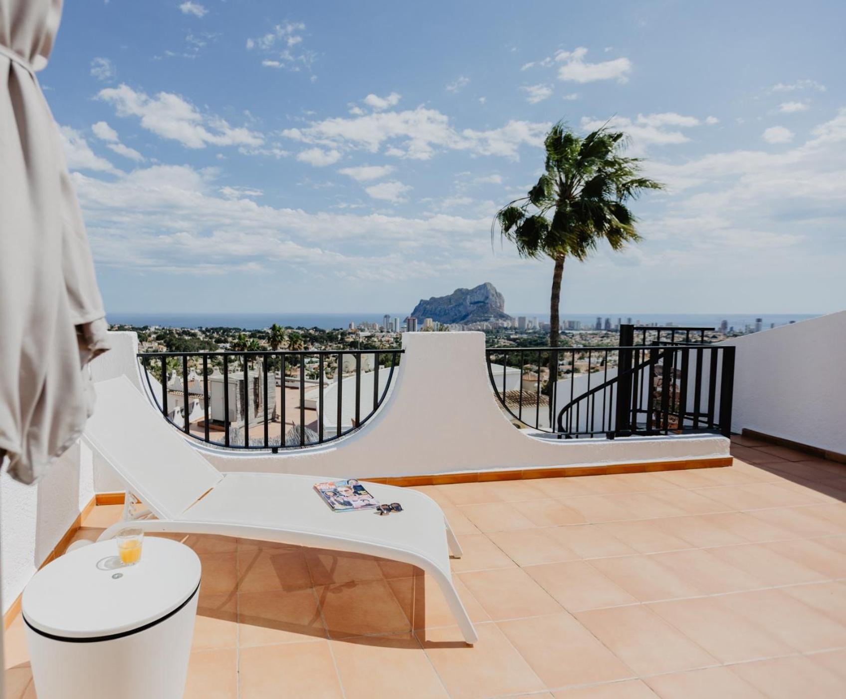 Casa Sunrise - Costa Blanca House With Rooftop, 5 Swimming Pools And Panoramic Sea- And Views At Penon De Ifach カルプ エクステリア 写真